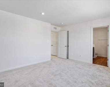 64 Stafford Place - Photo Thumbnail 11
