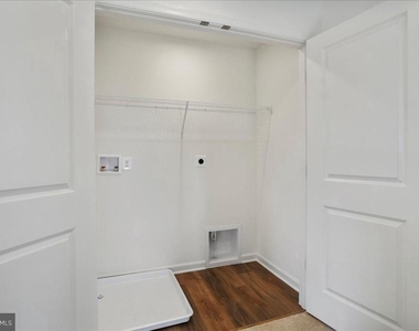 64 Stafford Place - Photo Thumbnail 16