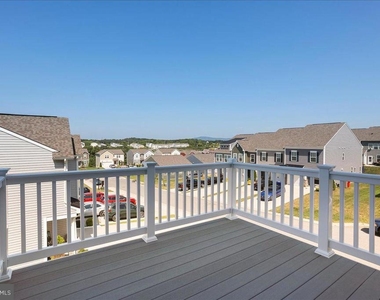 64 Stafford Place - Photo Thumbnail 30