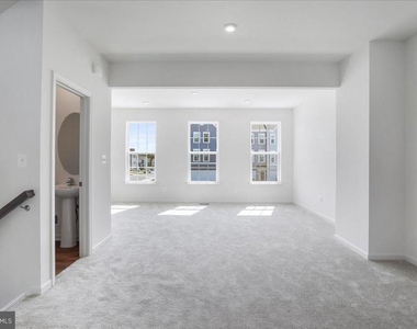 64 Stafford Place - Photo Thumbnail 19