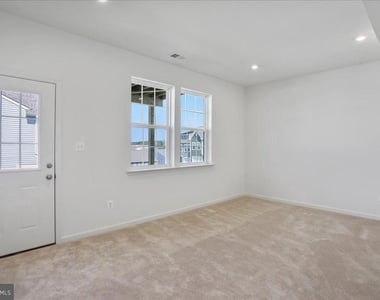 64 Stafford Place - Photo Thumbnail 34