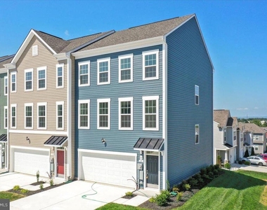 64 Stafford Place - Photo Thumbnail 2