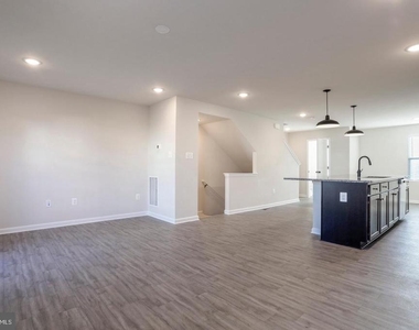 18 Thrower Rd - Photo Thumbnail 9