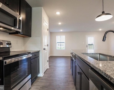 18 Thrower Rd - Photo Thumbnail 13