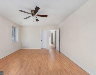 10704 Whiperwhill Court N - Photo Thumbnail 34