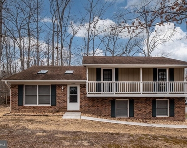 10704 Whiperwhill Court N - Photo Thumbnail 42