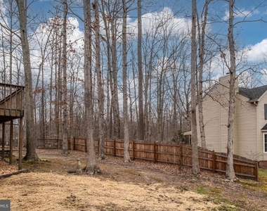 10704 Whiperwhill Court N - Photo Thumbnail 47