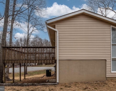 10704 Whiperwhill Court N - Photo Thumbnail 43