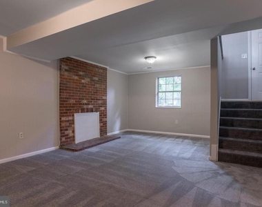 5592 Shannon Court - Photo Thumbnail 15