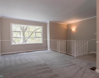 5592 Shannon Court - Photo Thumbnail 5