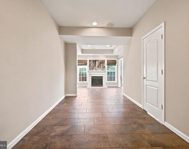 42040 Angel Arch Terrace - Photo Thumbnail 28