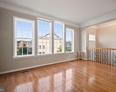 42040 Angel Arch Terrace - Photo Thumbnail 11