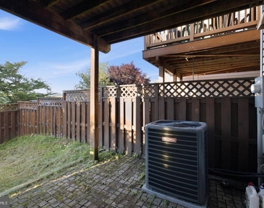 42040 Angel Arch Terrace - Photo Thumbnail 58