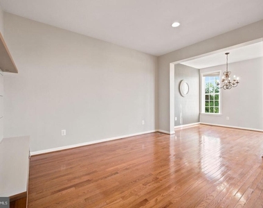 42040 Angel Arch Terrace - Photo Thumbnail 12