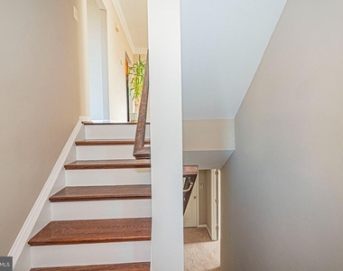 22619 Upperville Heights Square - Photo Thumbnail 1