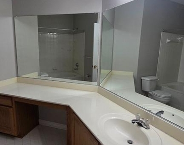 46604 Ellicott Square - Photo Thumbnail 15