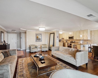 8350 Greensboro Drive - Photo Thumbnail 4