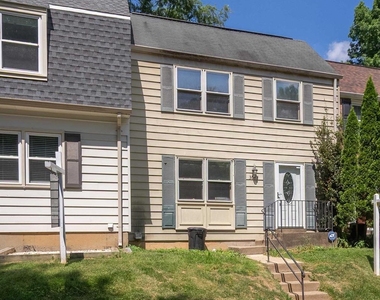 3048 Silent Valley Drive - Photo Thumbnail 3