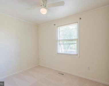3048 Silent Valley Drive - Photo Thumbnail 26