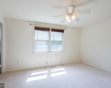 3048 Silent Valley Drive - Photo Thumbnail 22