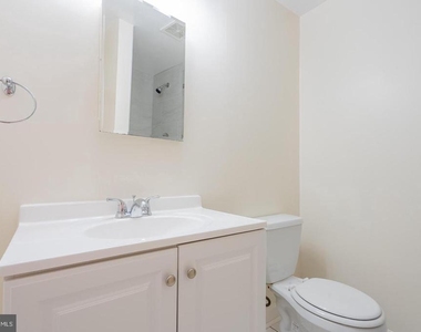 3048 Silent Valley Drive - Photo Thumbnail 16