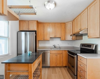 3048 Silent Valley Drive - Photo Thumbnail 12