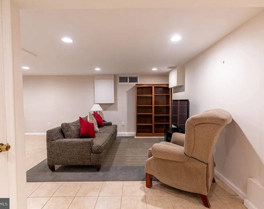 3026 Kadala Place - Photo Thumbnail 10