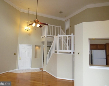 6944 Ellingham Circle - Photo Thumbnail 11