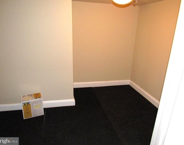 6944 Ellingham Circle - Photo Thumbnail 10