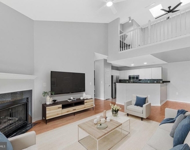 11355 Aristotle Drive - Photo Thumbnail 9