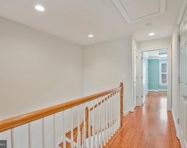 9524 Canonbury Square - Photo Thumbnail 17