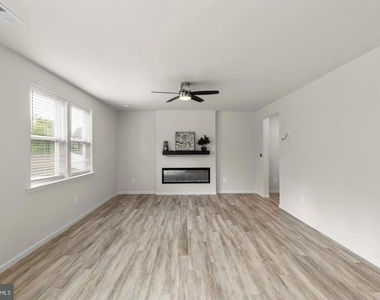 139 Poe Drive - Photo Thumbnail 14
