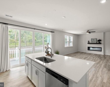 139 Poe Drive - Photo Thumbnail 10