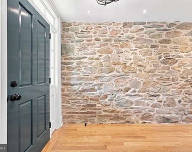 5519 Hopewell Road - Photo Thumbnail 10