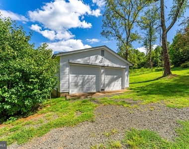 5519 Hopewell Road - Photo Thumbnail 3