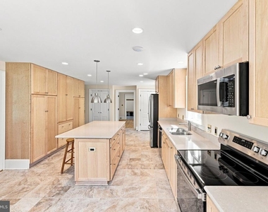 5519 Hopewell Road - Photo Thumbnail 30