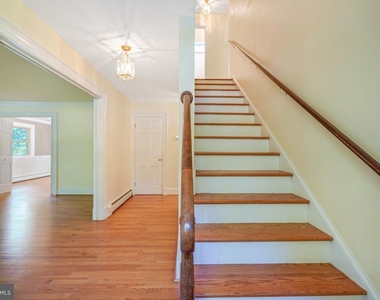 5 Delahay Drive - Photo Thumbnail 6