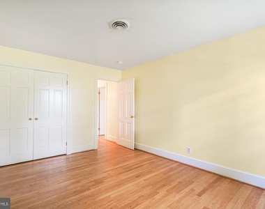 5 Delahay Drive - Photo Thumbnail 34