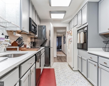 6301 Stevenson Avenue - Photo Thumbnail 7