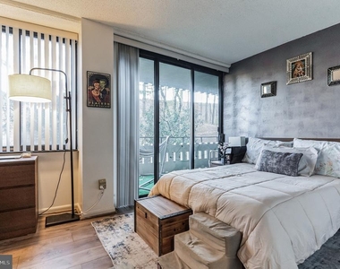 6301 Stevenson Avenue - Photo Thumbnail 9