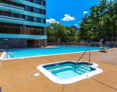 6301 Stevenson Avenue - Photo Thumbnail 22