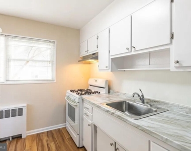 1510 N Rolfe Street - Photo Thumbnail 7