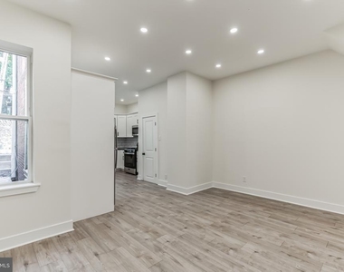 18 Sharpnack Street - Photo Thumbnail 4