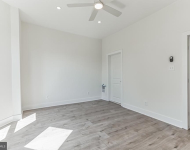18 Sharpnack Street - Photo Thumbnail 11
