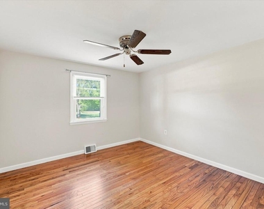 320 Richardson Road - Photo Thumbnail 13
