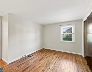 320 Richardson Road - Photo Thumbnail 17