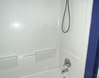 1013 Lafayette Avenue - Photo Thumbnail 17