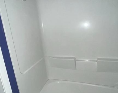 1013 Lafayette Avenue - Photo Thumbnail 16