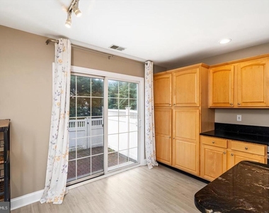 139 Coburn Road - Photo Thumbnail 15