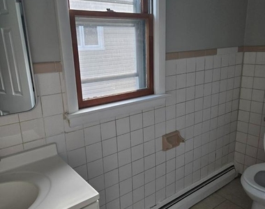 14 Hillman Avenue - Photo Thumbnail 10